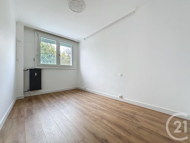 Appartement F3 &agrave; louer - 3 pi&egrave;ces - 56 m2 - Montbeliard - 25 - FRANCHE-COMTE