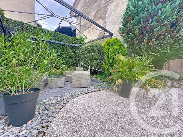 Maison &agrave; louer - 6 pi&egrave;ces - 170 m2 - Colombier Fontaine - 25 - FRANCHE-COMTE