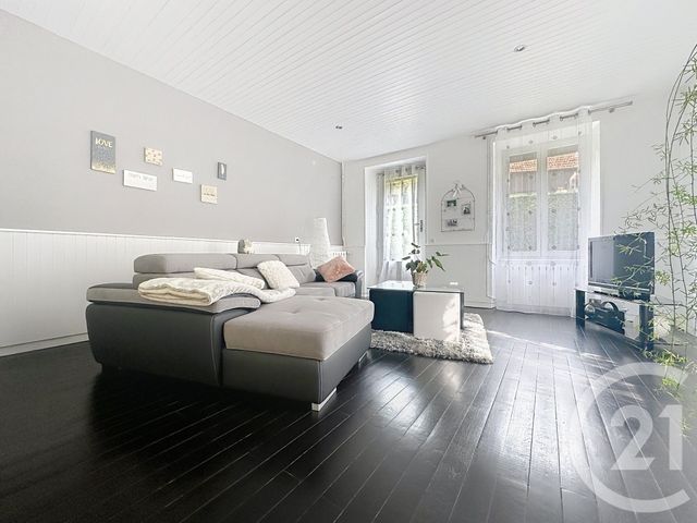 Maison &agrave; louer - 6 pi&egrave;ces - 170 m2 - Colombier Fontaine - 25 - FRANCHE-COMTE