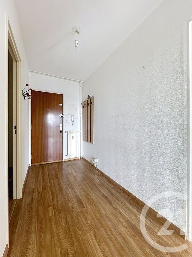 Appartement F2 &agrave; louer - 2 pi&egrave;ces - 55,15 m2 - Sochaux - 25 - FRANCHE-COMTE