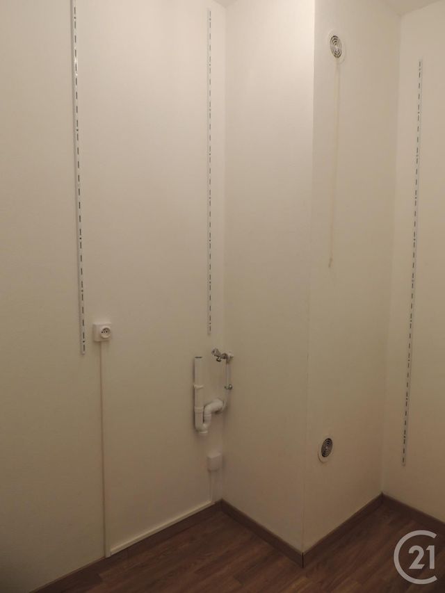 Appartement F2 &agrave; louer - 2 pi&egrave;ces - 55,15 m2 - Sochaux - 25 - FRANCHE-COMTE