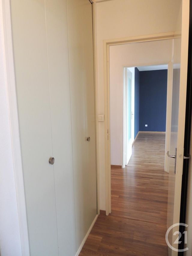 Appartement F2 &agrave; louer - 2 pi&egrave;ces - 55,15 m2 - Sochaux - 25 - FRANCHE-COMTE