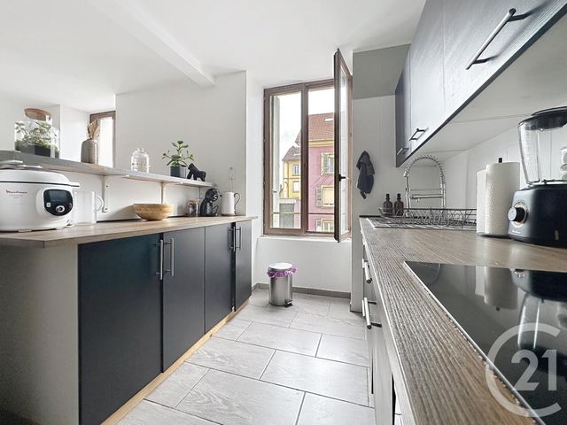 Appartement F4 &agrave; louer - 4 pi&egrave;ces - 85 m2 - Belfort - 90 - FRANCHE-COMTE