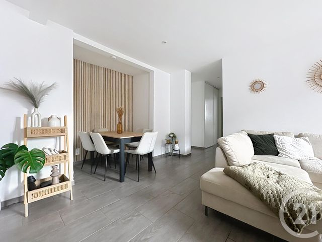 Appartement F4 &agrave; louer - 4 pi&egrave;ces - 85 m2 - Belfort - 90 - FRANCHE-COMTE