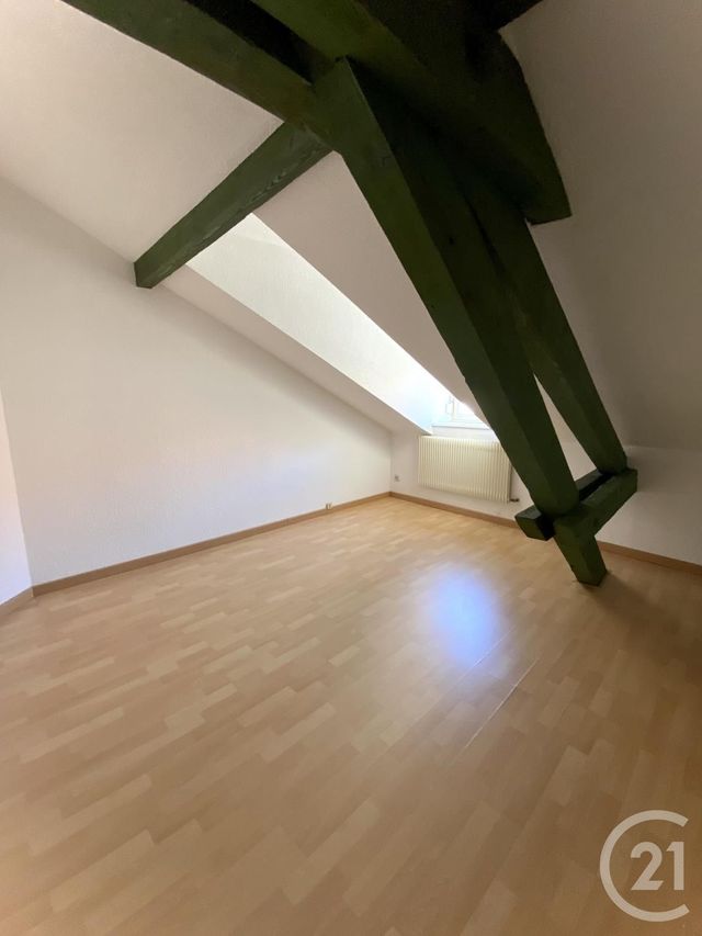 Appartement F4 &agrave; louer - 4 pi&egrave;ces - 66,23 m2 - Montbeliard - 25 - FRANCHE-COMTE