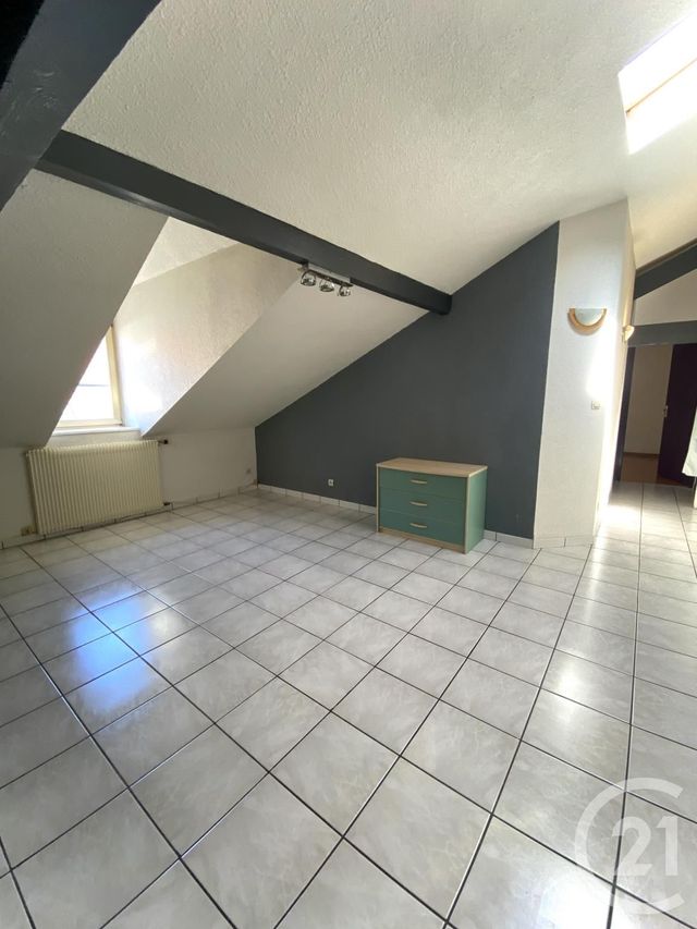 Appartement F4 &agrave; louer - 4 pi&egrave;ces - 66,23 m2 - Montbeliard - 25 - FRANCHE-COMTE
