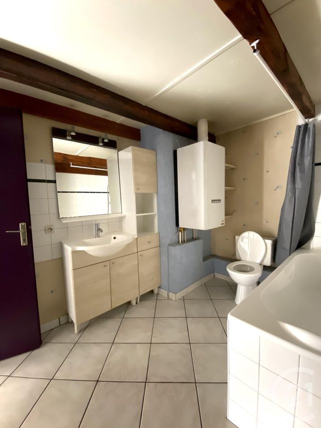 Appartement F4 &agrave; louer - 4 pi&egrave;ces - 66,23 m2 - Montbeliard - 25 - FRANCHE-COMTE