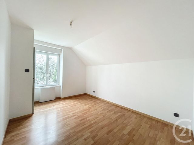 Appartement F4 &agrave; louer - 4 pi&egrave;ces - 70 m2 - Montbeliard - 25 - FRANCHE-COMTE