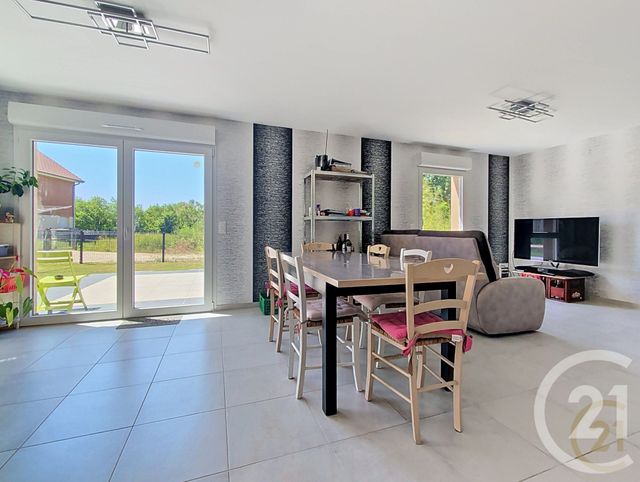 Appartement F4 &agrave; louer - 4 pi&egrave;ces - 84,50 m2 - Dambenois - 25 - FRANCHE-COMTE