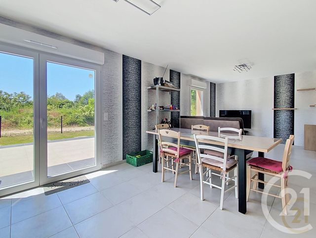 Appartement F4 &agrave; louer - 4 pi&egrave;ces - 84,50 m2 - Dambenois - 25 - FRANCHE-COMTE
