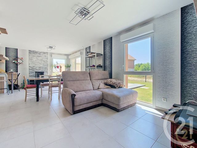 Appartement F4 &agrave; louer - 4 pi&egrave;ces - 84,50 m2 - Dambenois - 25 - FRANCHE-COMTE