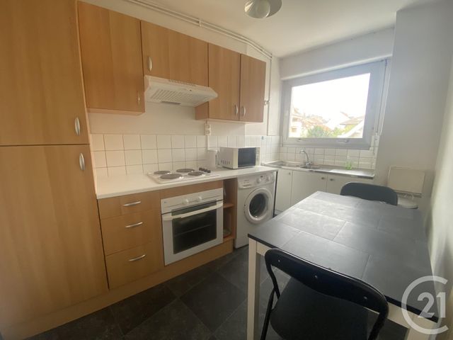 Appartement F1 &agrave; louer - 1 pi&egrave;ce - 30 m2 - Montbeliard - 25 - FRANCHE-COMTE