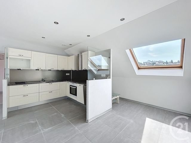 Appartement F4 &agrave; vendre - 4 pi&egrave;ces - 61,70 m2 - Beaucourt - 90 - FRANCHE-COMTE