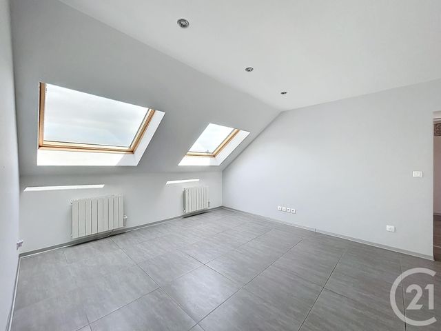Appartement F4 &agrave; vendre - 4 pi&egrave;ces - 61,70 m2 - Beaucourt - 90 - FRANCHE-COMTE