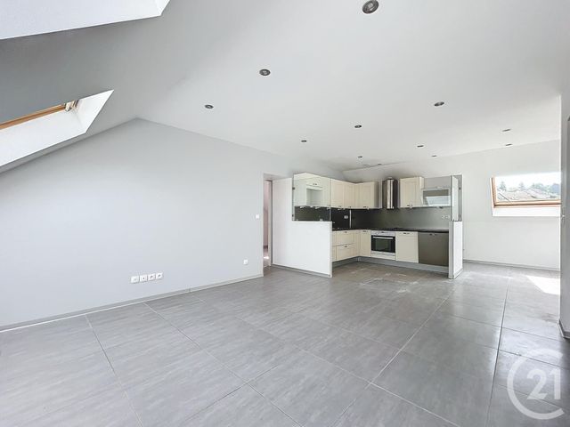 Appartement F4 &agrave; vendre - 4 pi&egrave;ces - 61,70 m2 - Beaucourt - 90 - FRANCHE-COMTE