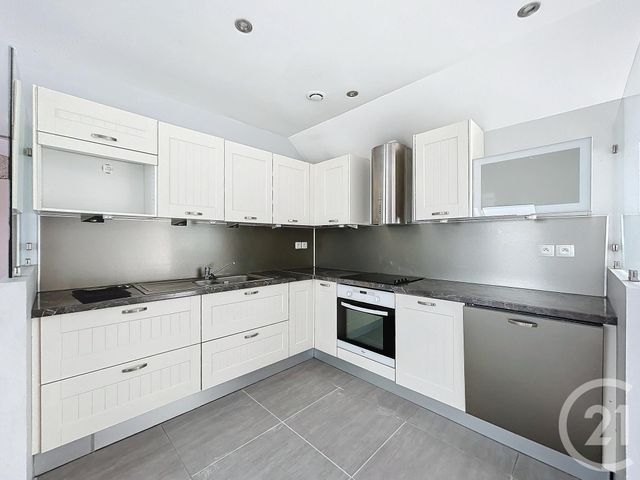 Appartement F4 &agrave; vendre - 4 pi&egrave;ces - 61,70 m2 - Beaucourt - 90 - FRANCHE-COMTE