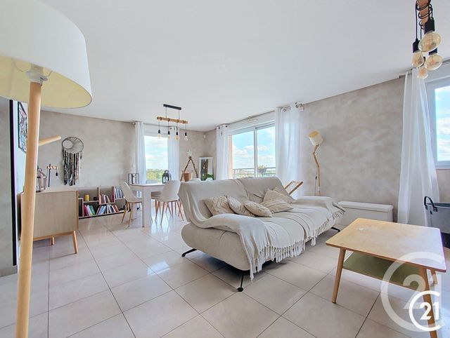 Appartement F5 &agrave; vendre - 5 pi&egrave;ces - 104,64 m2 - Ste Suzanne - 25 - FRANCHE-COMTE