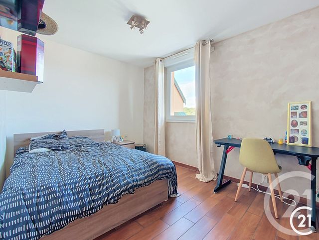 Appartement F5 &agrave; vendre - 5 pi&egrave;ces - 104,64 m2 - Ste Suzanne - 25 - FRANCHE-COMTE