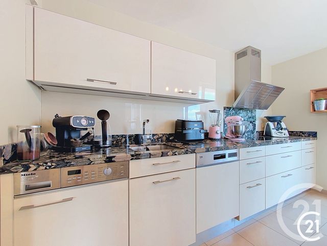 Appartement F5 &agrave; vendre - 5 pi&egrave;ces - 104,64 m2 - Ste Suzanne - 25 - FRANCHE-COMTE