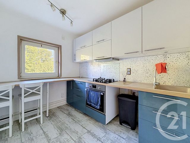 Appartement F4 &agrave; louer - 4 pi&egrave;ces - 67,50 m2 - Montbeliard - 25 - FRANCHE-COMTE