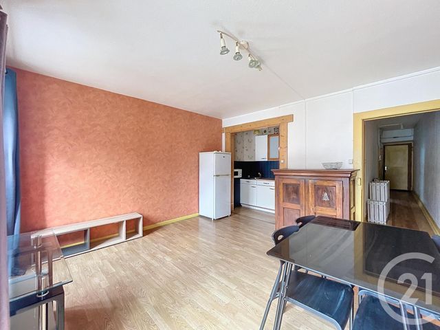 Appartement T2 &agrave; louer - 2 pi&egrave;ces - 40 m2 - Montbeliard - 25 - FRANCHE-COMTE