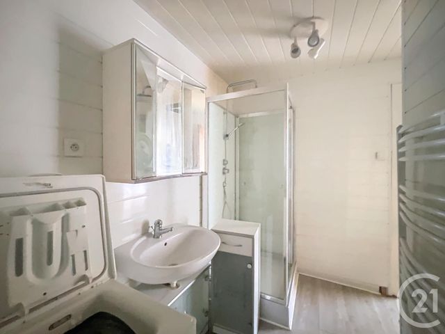 Appartement T2 &agrave; louer - 2 pi&egrave;ces - 40 m2 - Montbeliard - 25 - FRANCHE-COMTE