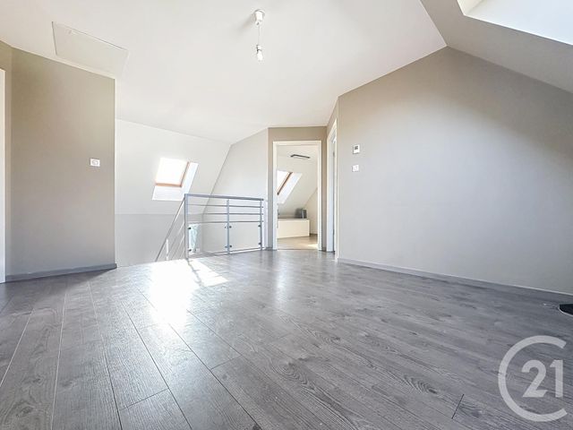 Maison &agrave; louer - 6 pi&egrave;ces - 150 m2 - Chenebier - 70 - FRANCHE-COMTE