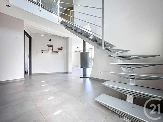 Maison &agrave; louer - 6 pi&egrave;ces - 150 m2 - Chenebier - 70 - FRANCHE-COMTE