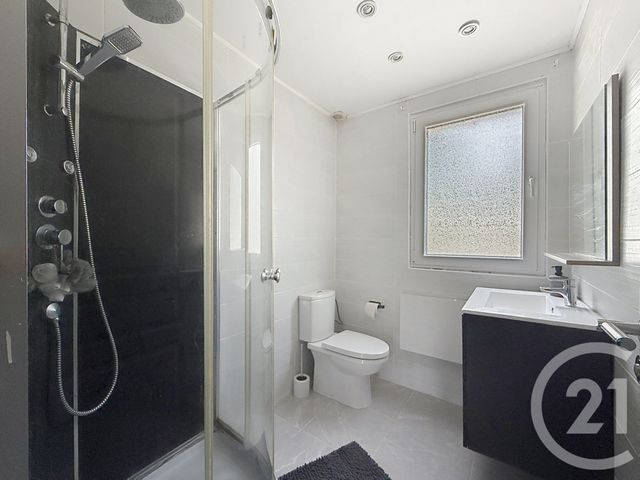 Appartement F2 &agrave; louer - 2 pi&egrave;ces - 40,85 m2 - Exincourt - 25 - FRANCHE-COMTE