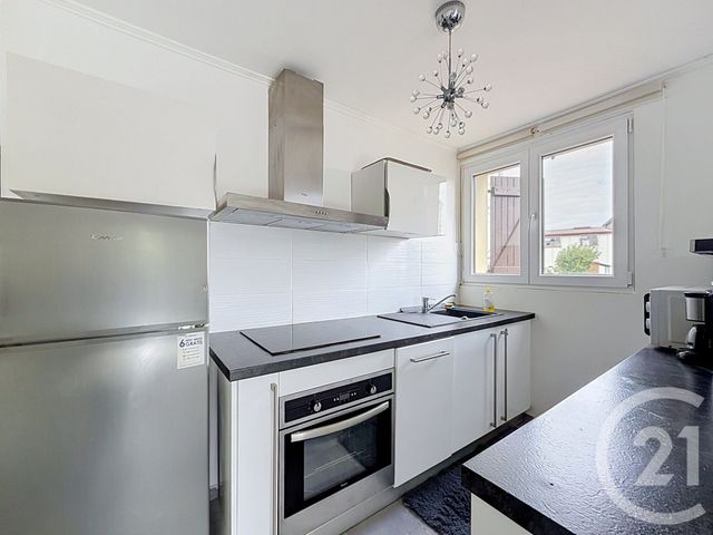 Appartement F2 &agrave; louer - 2 pi&egrave;ces - 40,85 m2 - Exincourt - 25 - FRANCHE-COMTE
