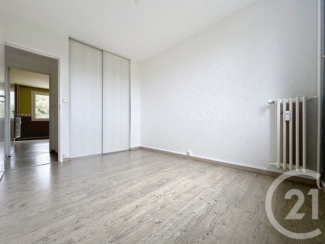 Appartement F4 &agrave; louer - 4 pi&egrave;ces - 68 m2 - Montbeliard - 25 - FRANCHE-COMTE