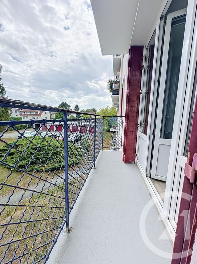 Appartement F4 &agrave; louer - 4 pi&egrave;ces - 68 m2 - Montbeliard - 25 - FRANCHE-COMTE