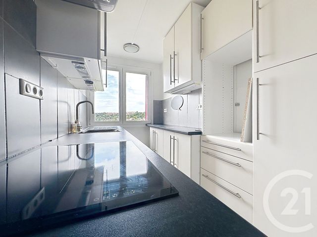 Appartement F4 &agrave; louer - 4 pi&egrave;ces - 68 m2 - Montbeliard - 25 - FRANCHE-COMTE
