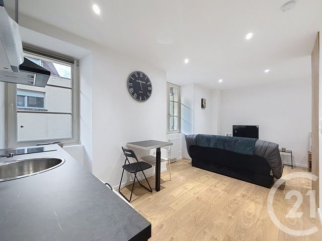 Appartement F1 &agrave; louer - 1 pi&egrave;ce - 22 m2 - Montbeliard - 25 - FRANCHE-COMTE