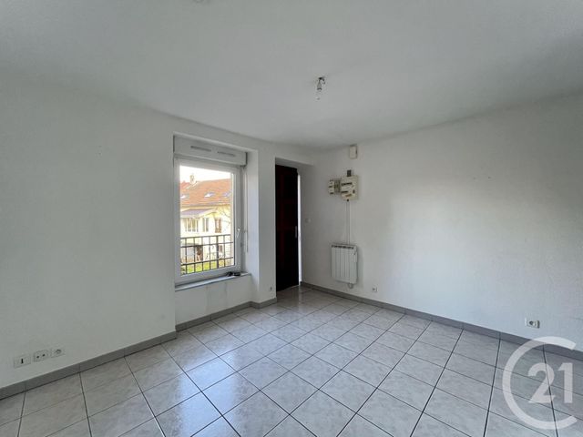 Appartement F1 &agrave; louer - 1 pi&egrave;ce - 27,23 m2 - Mandeure - 25 - FRANCHE-COMTE
