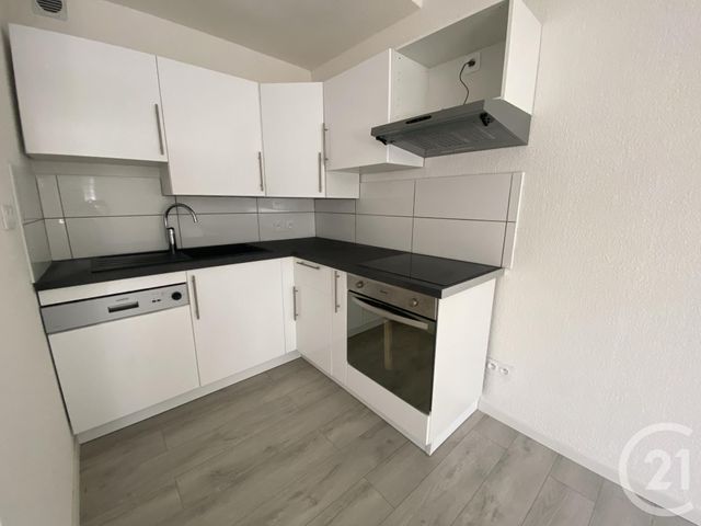 Appartement F3 &agrave; louer - 3 pi&egrave;ces - 54 m2 - Montbeliard - 25 - FRANCHE-COMTE