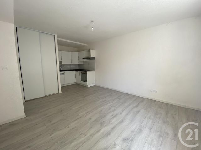 Appartement F3 &agrave; louer - 3 pi&egrave;ces - 54 m2 - Montbeliard - 25 - FRANCHE-COMTE