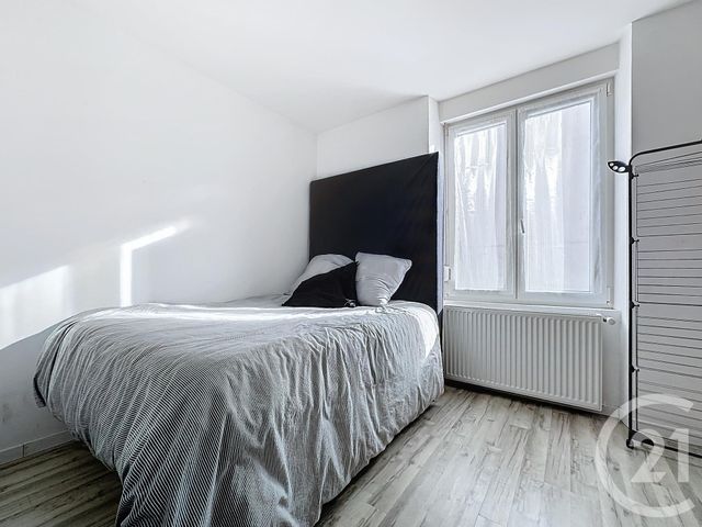 Appartement F4 &agrave; louer - 4 pi&egrave;ces - 75 m2 - Sochaux - 25 - FRANCHE-COMTE