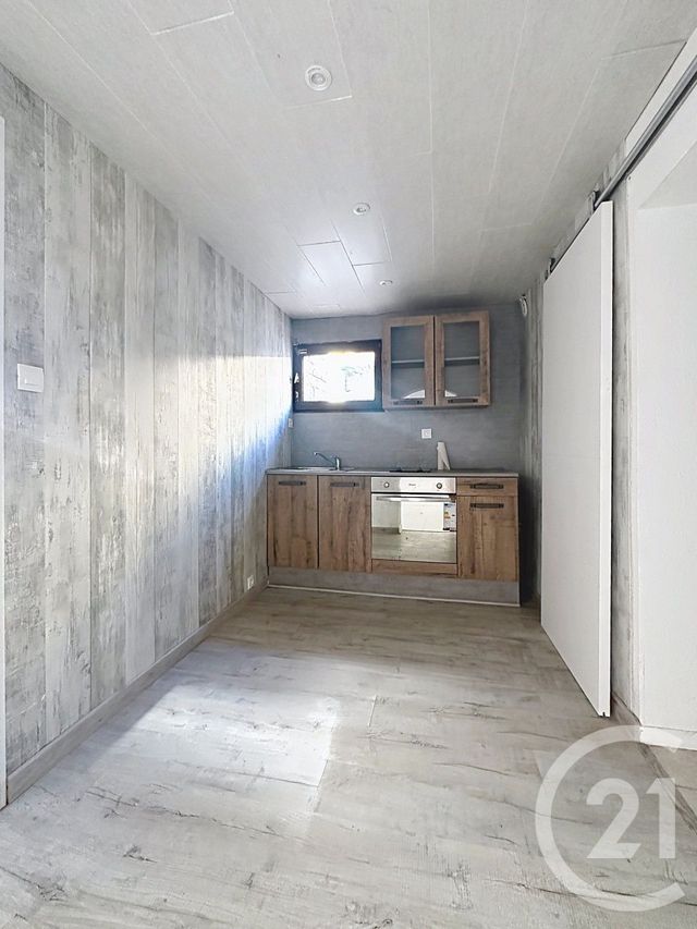 Appartement F2 &agrave; louer - 2 pi&egrave;ces - 50 m2 - Dampierre Les Bois - 25 - FRANCHE-COMTE