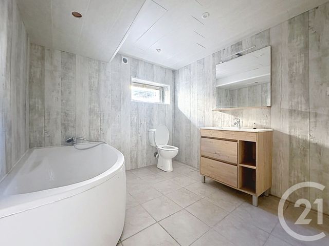 Appartement F2 &agrave; louer - 2 pi&egrave;ces - 50 m2 - Dampierre Les Bois - 25 - FRANCHE-COMTE