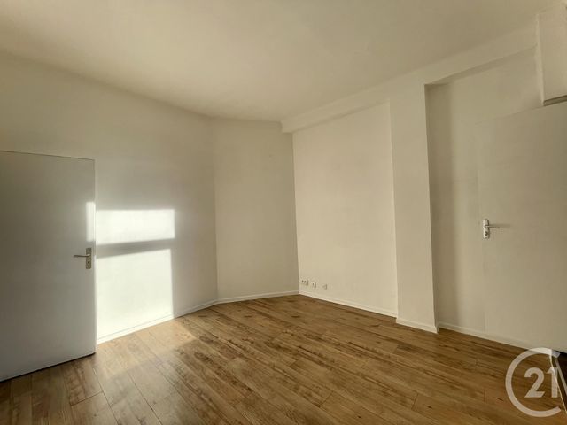 Appartement F2 &agrave; louer - 2 pi&egrave;ces - 41 m2 - Montbeliard - 25 - FRANCHE-COMTE