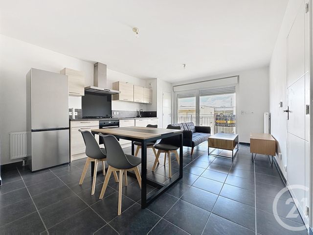 Appartement F2 &agrave; louer - 2 pi&egrave;ces - 40 m2 - Montbeliard - 25 - FRANCHE-COMTE