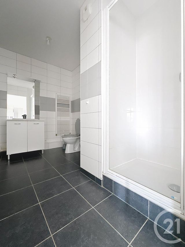 Appartement F2 &agrave; louer - 2 pi&egrave;ces - 40 m2 - Montbeliard - 25 - FRANCHE-COMTE