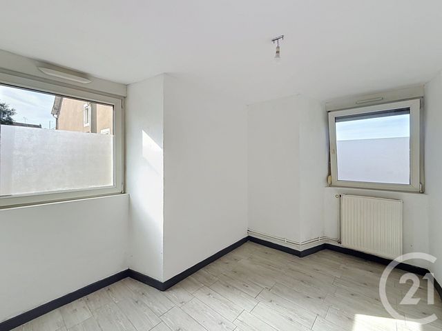 Appartement T3 &agrave; louer - 3 pi&egrave;ces - 59,80 m2 - Fesches Le Chatel - 25 - FRANCHE-COMTE
