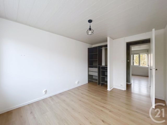 Appartement F4 &agrave; louer - 4 pi&egrave;ces - 70 m2 - Colombier Fontaine - 25 - FRANCHE-COMTE