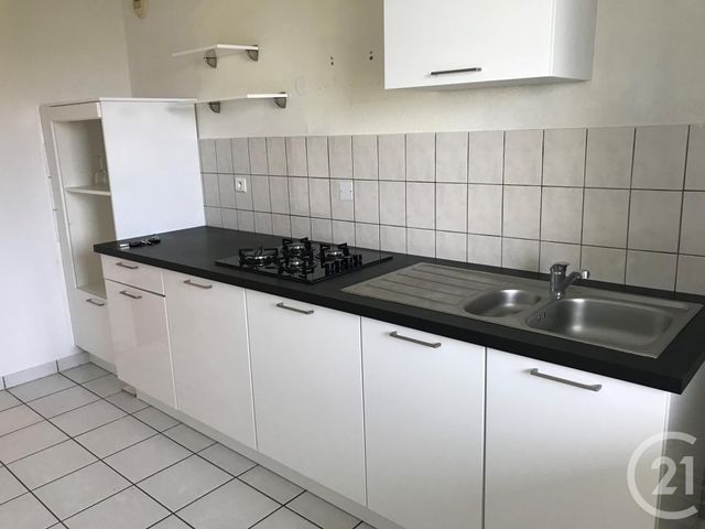 Appartement F3 &agrave; louer - 3 pi&egrave;ces - 64 m2 - Montbeliard - 25 - FRANCHE-COMTE