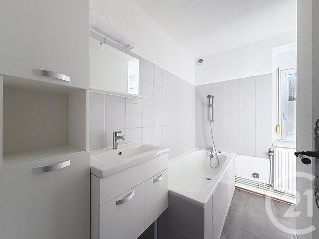 Appartement F4 &agrave; louer - 4 pi&egrave;ces - 63,71 m2 - Hericourt - 70 - FRANCHE-COMTE