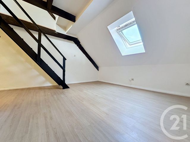 Appartement F2 &agrave; louer - 2 pi&egrave;ces - 33 m2 - Hericourt - 70 - FRANCHE-COMTE