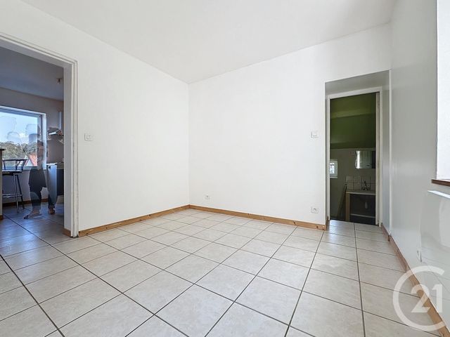 Appartement F3 &agrave; louer - 3 pi&egrave;ces - 45 m2 - Bart - 25 - FRANCHE-COMTE