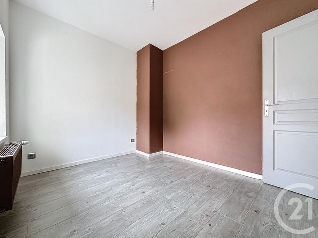 Appartement F5 &agrave; louer - 5 pi&egrave;ces - 88 m2 - Seloncourt - 25 - FRANCHE-COMTE